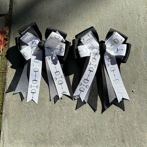 Equestrian bows for hair